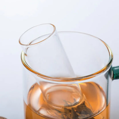 GlassTea:  Creative Pipe-Shaped Tea Infuser